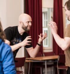 Kirjallisuus ja teatteri